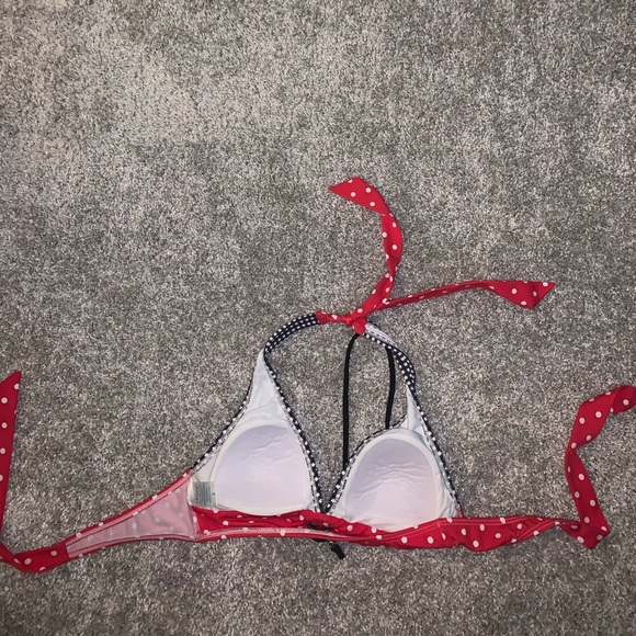 Venus Red & Black Plaid Bikini Top size B (M) - Picture 6 of 7